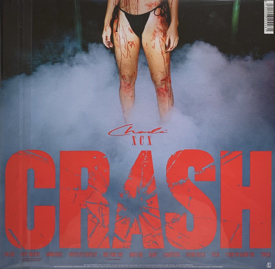 Charli XCX – Crash